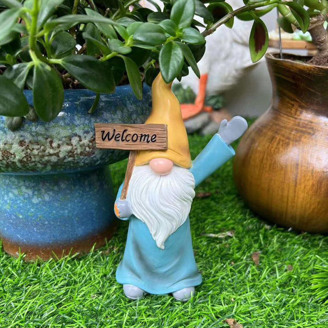 Resin Elderly Outdoor Decoration - Maldi